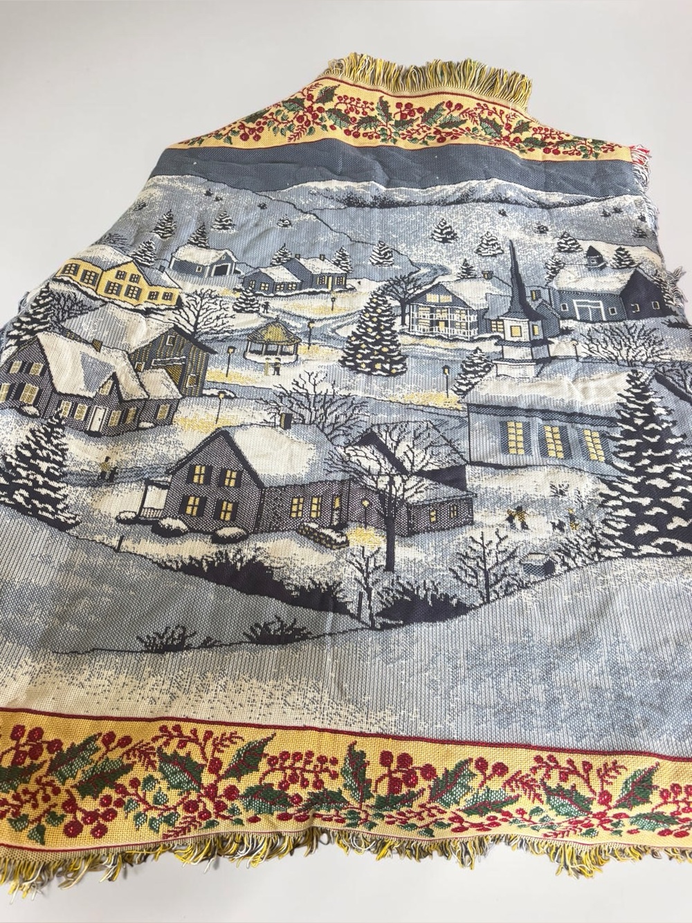 Vintage Winter Village Woven Throw Blanket Christmas Cottage 48x84